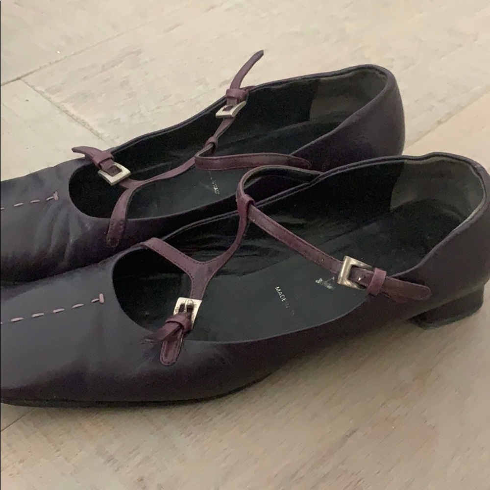Prada heels - Picture 2 of 2
